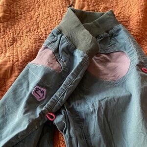 E9 Onda story climbing pants